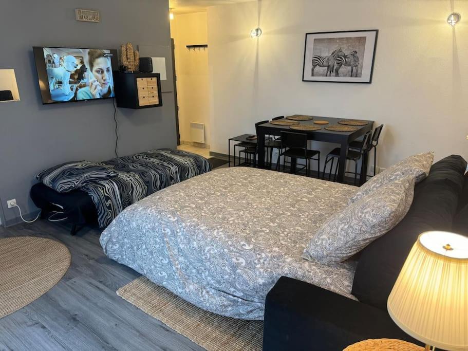 Appartement Confort Et Balcon Ludon-Medoc Luaran gambar